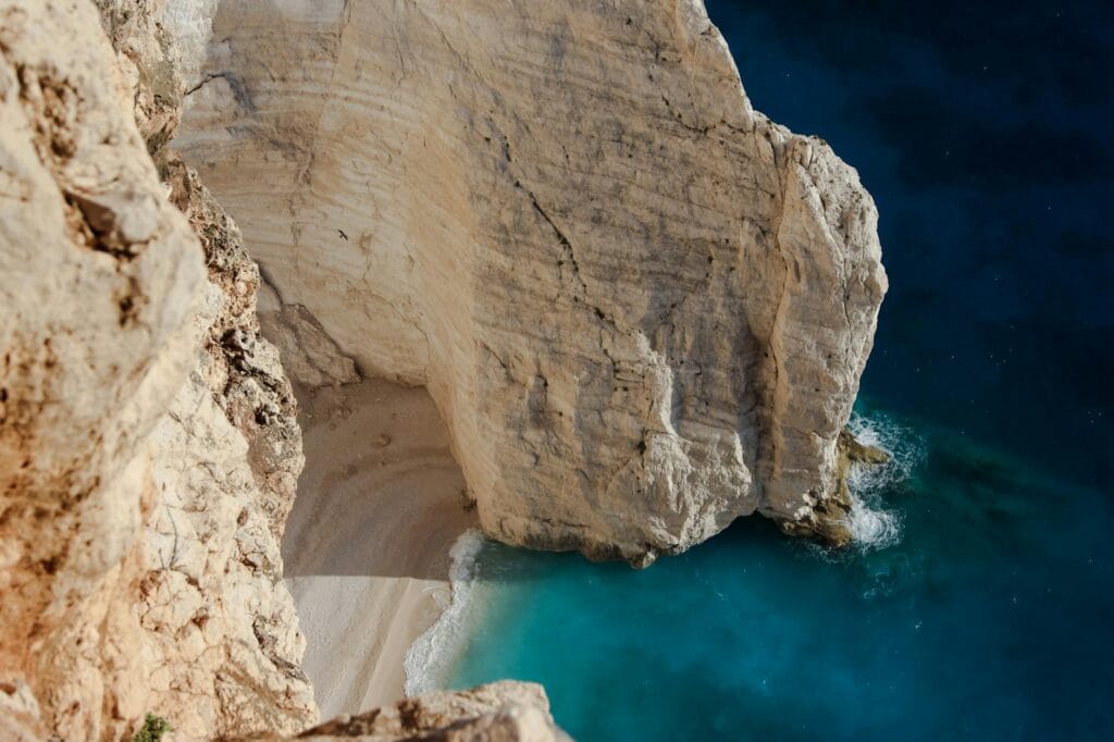 Zatoka Wraku na Zakynthos: jak zobaczyć ją legalnie i bez stresu